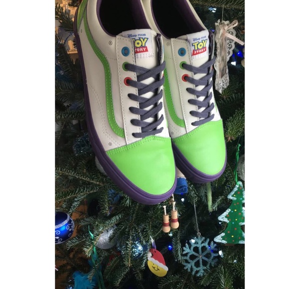 SOLD 300$/ Vans X Pixar, Old Skool Buzz Lightyear - Picture 6 of 8